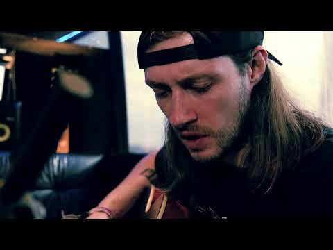Epiphone Bus Bloodstock Session 2017 - Puppy
