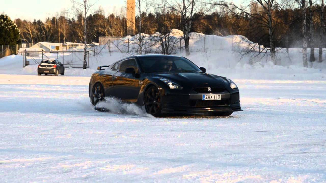 Nissan gtr snow youtube #10