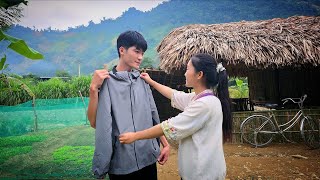 Ngoc was very surprised and happy to receive Helys gift || Ly Tieu Hely