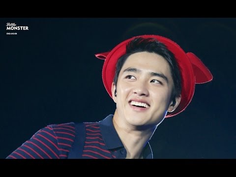 EXO D.O hitting Baekhyun with Suho & Xiumin