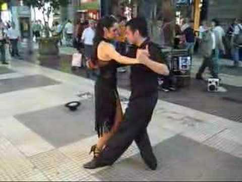 Street Tango in Buenos Aires