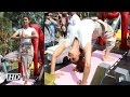 Watch: Shilpa Shetty performs YOGA in front of local Mumbaikars