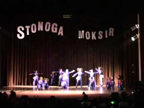 Kadr z filmu STONOGA 2012 - PLEJADKA - disco-dance do 11 lat