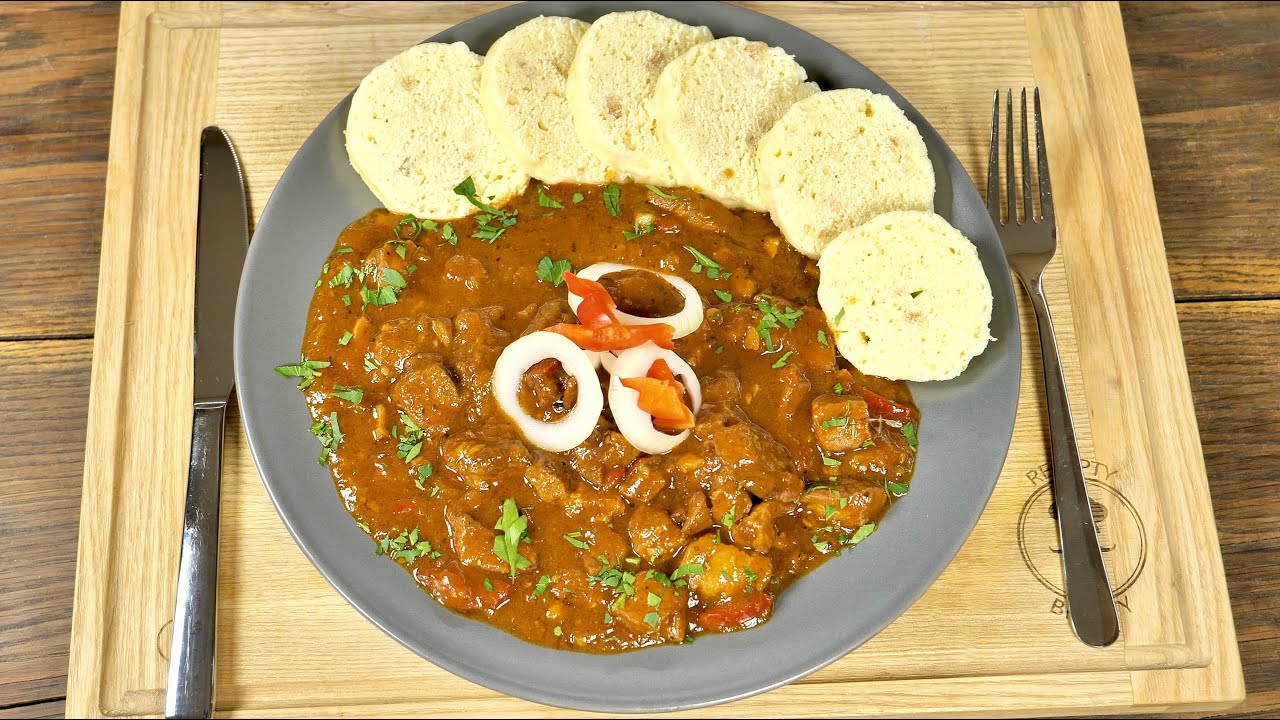 Jak uvařit nejlepší vepřový GULÁŠ? Stokrát lepší než klasický!