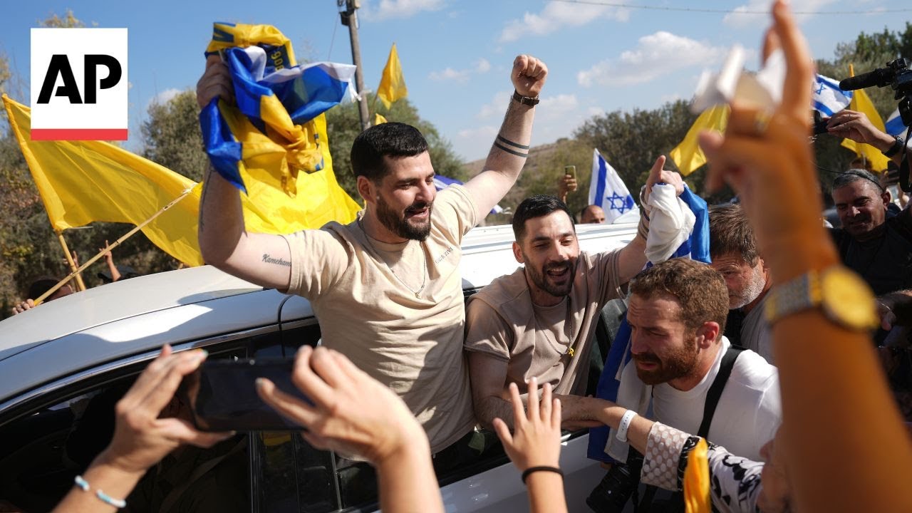 Released Israeli hostage brothers welcome crowd after hospital discharge