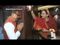 BJP Candidate List | A Special Welcome By Wife For Shivraj Chouhan As He Makes It To BJP Poll List  - 03:44 min - News - Video