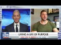 Tim Tebow: The best thing for you to do is choose gratitude  - 05:40 min - News - Video