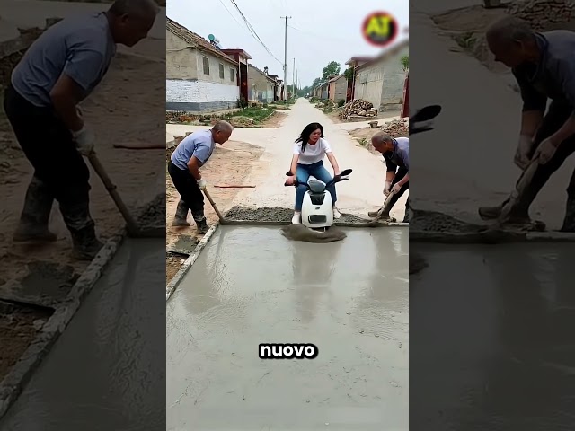 Ha distrutto la strada mentre i nonni la sistemavano 😱