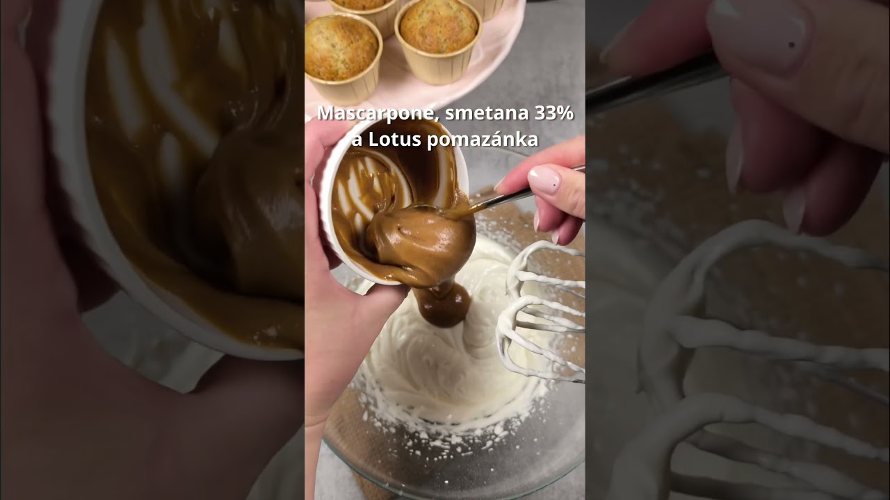 Potěšte své blízké vláčnými Lotus cupcakes s jemným krémem a karamelovým nádechem #toprecepty #food