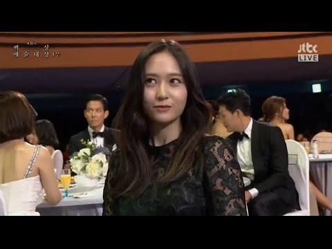 150526 Krystal 2015 Baeksang Arts Awards (LF TV Popularity Award)