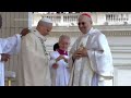 Pope Leo receives the pallium and fisherman’s ring at inauguration Mass  - 01:00 min - News - Video