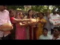 Delhi Water Crisis | BJP MP Bansuri Swaraj Stages Mataka Phod Protest Over Delhi Water Crisis  - 02:27 min - News - Video