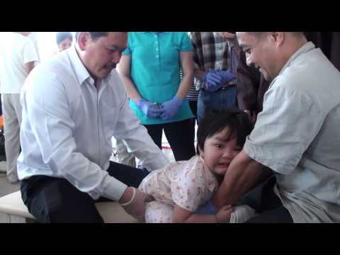 Võ Hoàng Yên cùng Ývien ngày 3 tháng 5 năm 2014-2