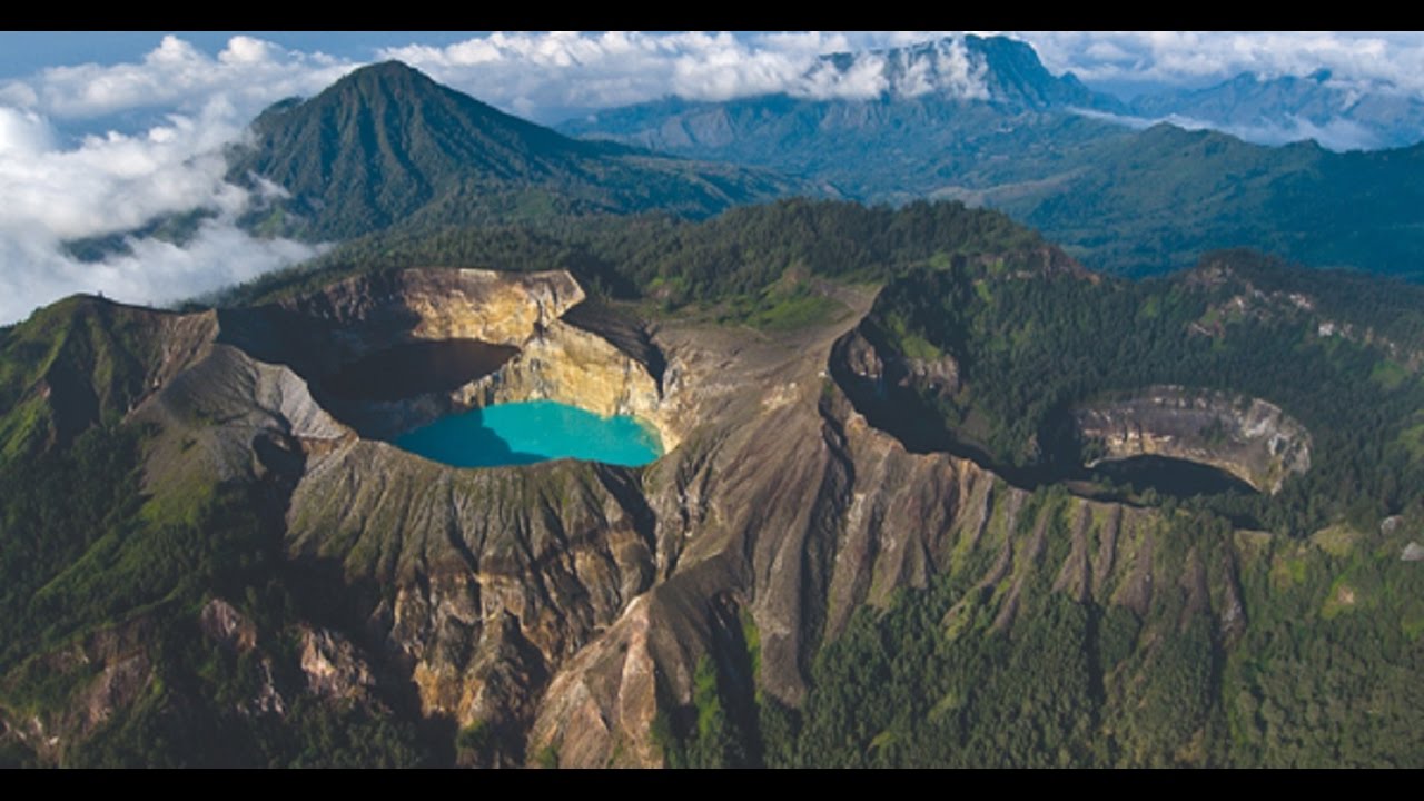Гора Гунунг саталибо на острове Комодо