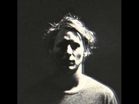 Ben Howard - Time Is Dancing