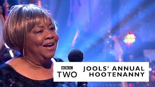 Mavis Staples – The Weight with Jools Holland &amp; His Rhythm &amp; Blues Orchestra
