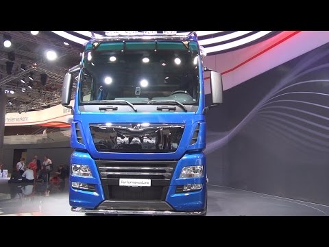 MAN TGX 18.640 D38 PerformanceLine Tractor Truck Exterior and Interior in 3D
