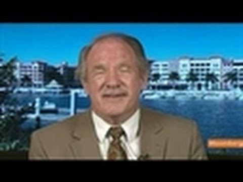 Dunkelberg Says Tax Cuts Need to Benefit Consumers - YouTube