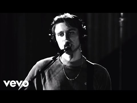 Glass Animals - Black Mambo (Live From Capitol Studios)