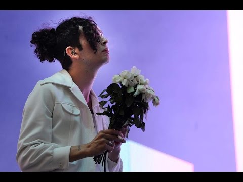 THE 1975- The Sound (Glastonbury 2016)