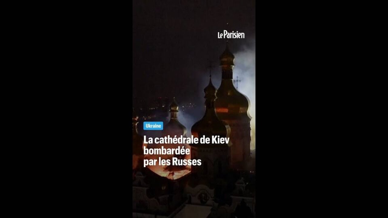 La cathédrale orthodoxe de la Dormition bombardée à Kiev