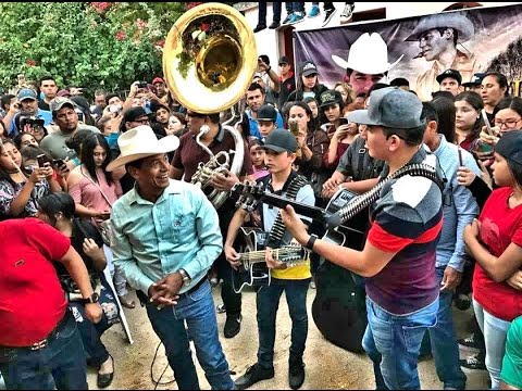 Los Plebes Del Rancho 2do Aniversario Luctuoso De Ariel Camacho (cantandole en su tumba)
