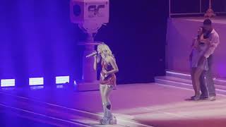 Sabrina Carpenter - Please Please Please - 2024-10-14 - Target Center - Minneapolis, Minnesota