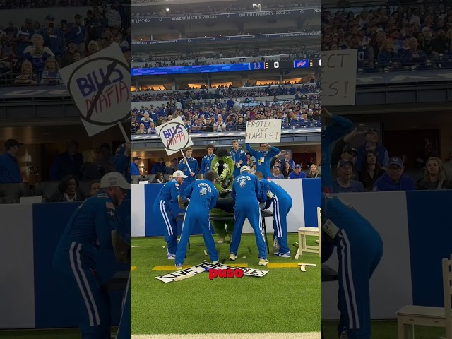 No hagas Enojar a la Mascota del Equipo de Fútbol🏈