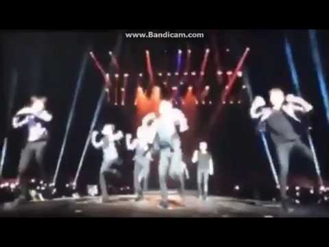 콘서트중 끊긴 노래 대처 하는 엑소 리더 수호