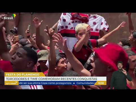 RJ | Festa do Flamengo reúne milhões de torcedores no centro do Rio