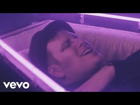 Fall Out Boy - Church