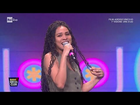 Frances Alina Ascione con "Got my mind set on you" - Radio2 Social Club 13/06/2024