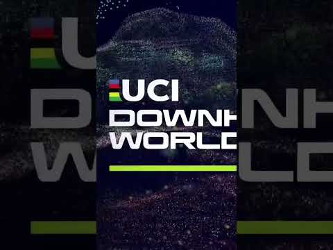 Goldstone down! 😮 Could this be a huge moment in the UCI Downhill World Cup season? 👀