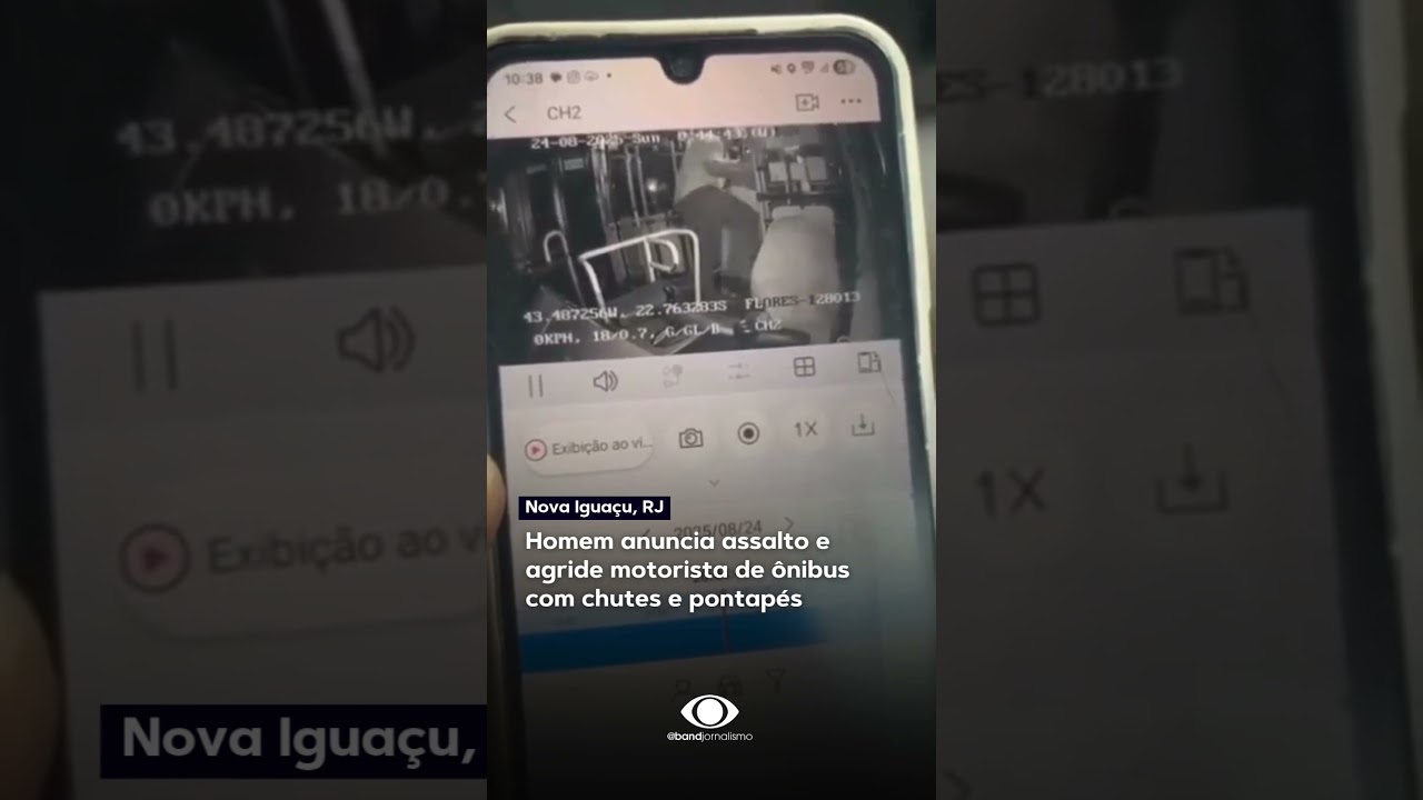 Motorista reage a assalto briga com criminoso e bate ônibus em poste