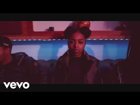 Nadia Rose - The Intro