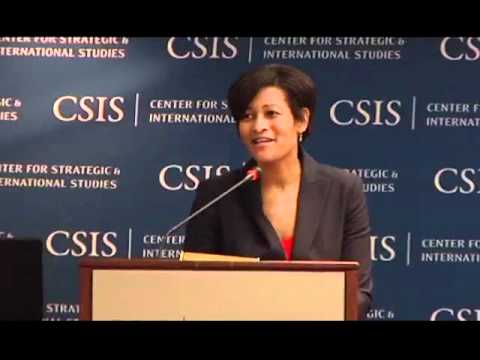 Options for Building a New Haiti - Keynote by Cheryl Mills(9:35-26:01)