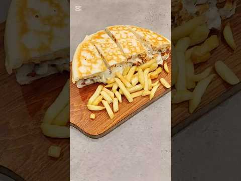 Pizza 🍕 Panini Style Pizza #cheez #pizza #cheezious #fries #sandwich #zingerburger #asmr #shorts