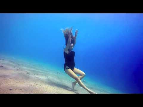 Upload mp3 to YouTube and audio cutter for Grace - Underwater dance download from Youtube