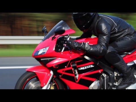 Ducati vs honda cbr 600 #5