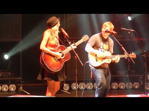 Ed Sheeran and surprise guest Taylor Swift