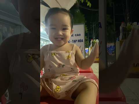 EM BÉ THÍCH CƯỜI ❤️#baby #emcobanglongvequemecunganh #dochoitreemthongminh #cutebaby #embe #cute