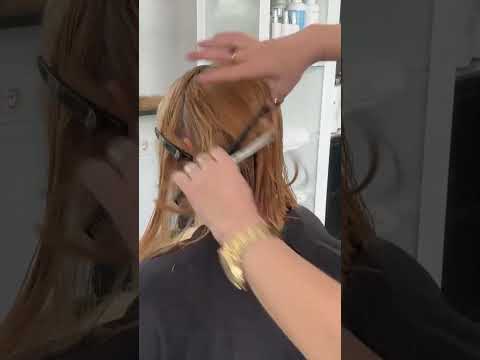 Layer haircut short bob #haircut #hair #hairstyle #beauty #video #blowup #short #dhorts #usa