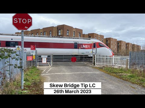 Skew Bridge Tip Level Crossing (26/03/2023)