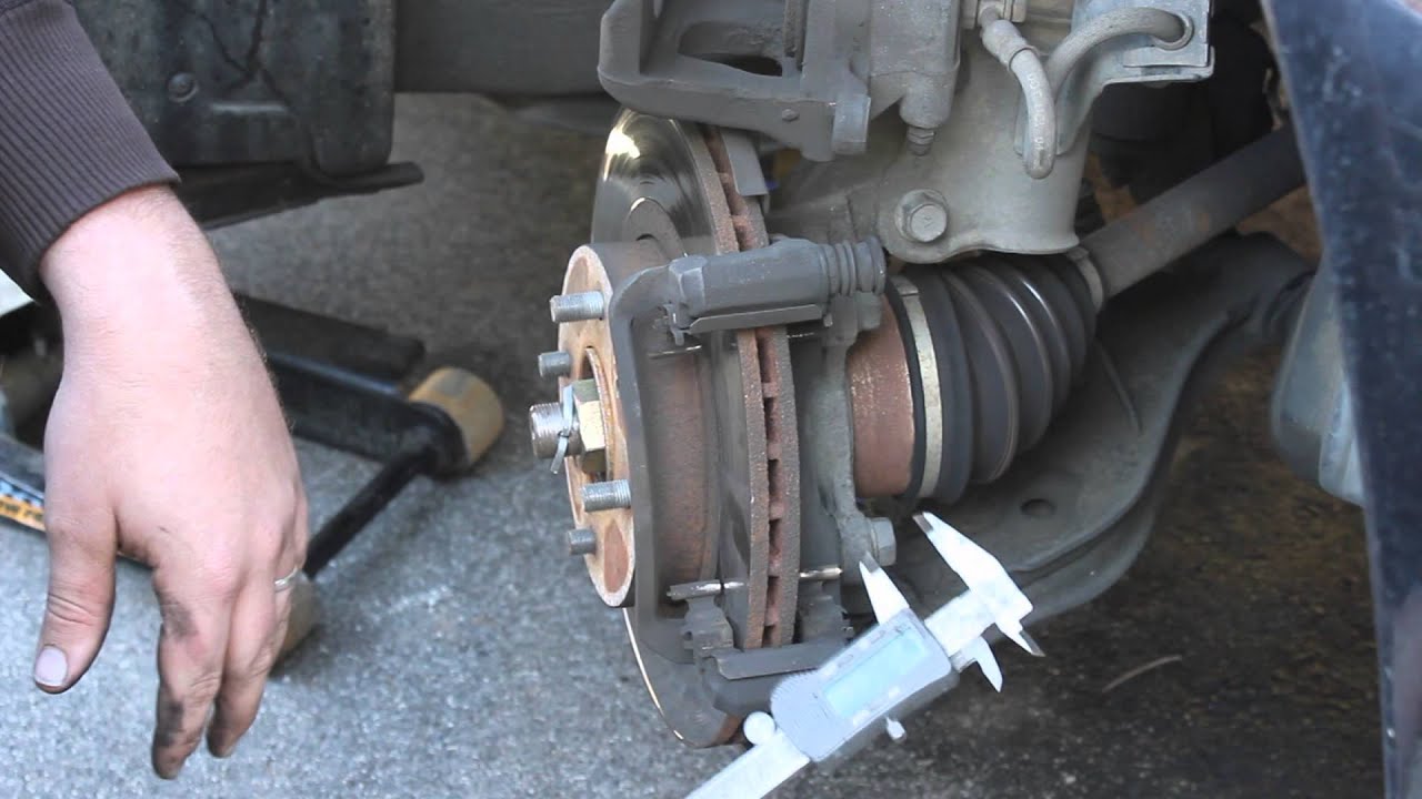 2006 Nissan altima brake pad replacement how to #10