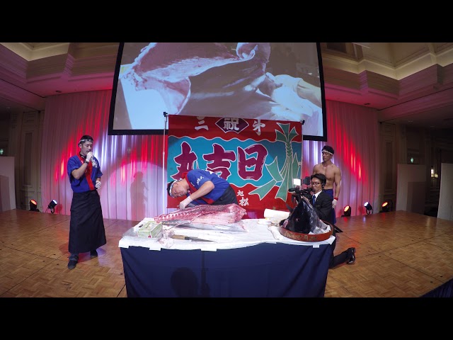 日本全国出張可能！鮪達人でございます！結婚式、法人様のご宴会、忘新年会、集客イベントなど、幅広くご利用いただいております！
映像は、集客イベントにて複合施設様にて実施させていただいたマグロ解体ショーの一部になります！是非一度ご覧くださいませ！