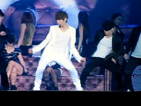 120310 SS4 in Macau Ryeowook's Solo