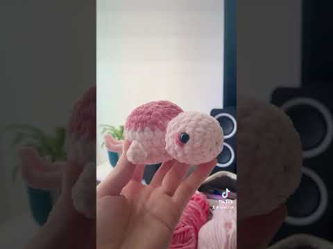 StoryBoard 3 de la vidéo Nooo don’t turn me into a turtle  #turtle #tortue #crochet
