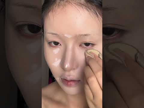 快说…我听着\#变妆挑战十二色系 #变妆 #紫色妆容 #妆教分享