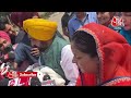 बेटी नियामत कौर मान को गोद में उठाकर घर पहुंचे CM Mann, सुनिए क्या कहा ? |  Punjab News | Aaj Tak  - 06:56 min - News - Video