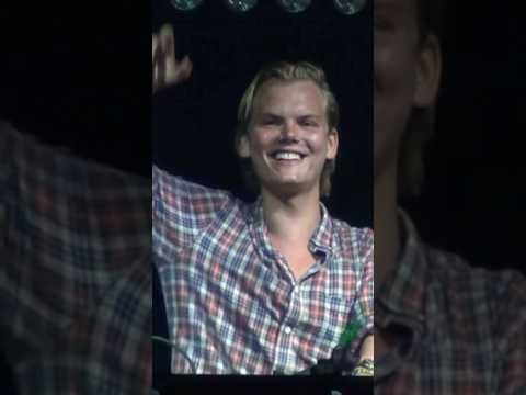 Avicii dropping his iconic record ‘My Feelings For You’ at Nocturnal Wonderland 2011 #avicii #edm